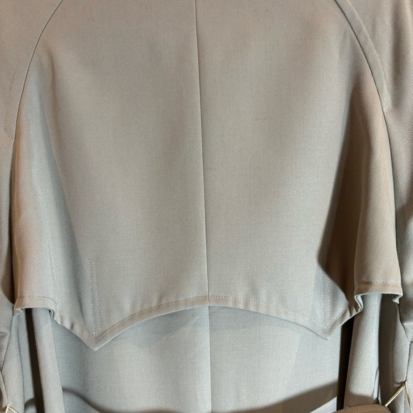 AQUASCUTUM SZ 6 UK Wool Raglan Sleeve Back Slit Belt  Trench Coat with Pockets - Picture 13 of 14